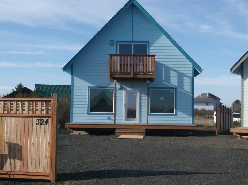 324 Marina Ct SE Unit A Unit A Ocean Shores WA 98569