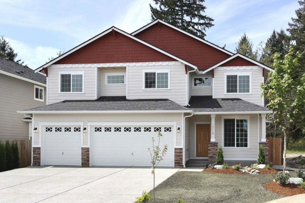 14518 20th Ave Ct E Unit  Tacoma WA 98445