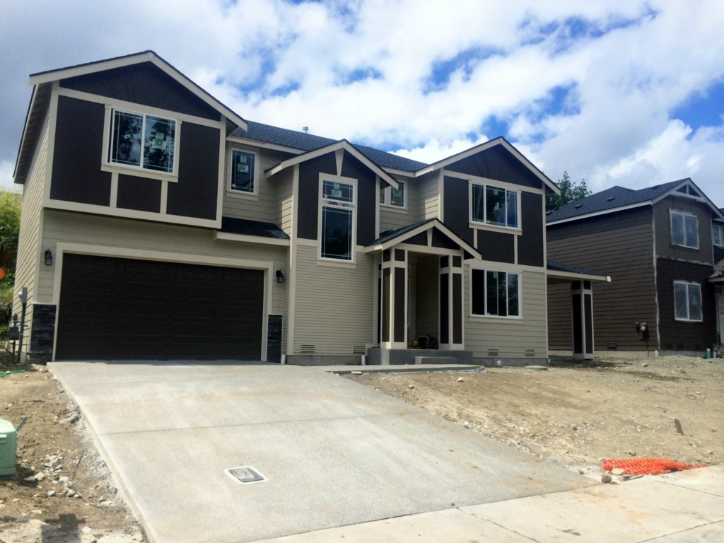 15012 82nd Ave E Unit  Puyallup WA 98375