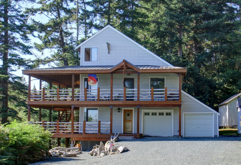 7623 Holiday Blvd Unit  Guemes Island WA 98221
