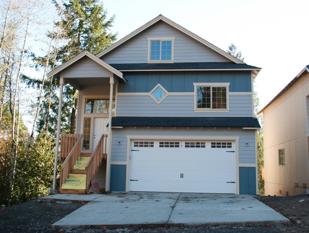 2438 W Ridge Rock Way Unit  Bremerton WA 98312