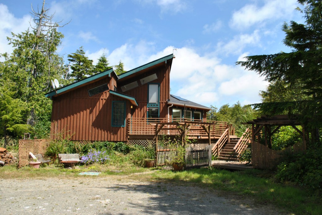 5944 State Route 109 Taholah WA 98587