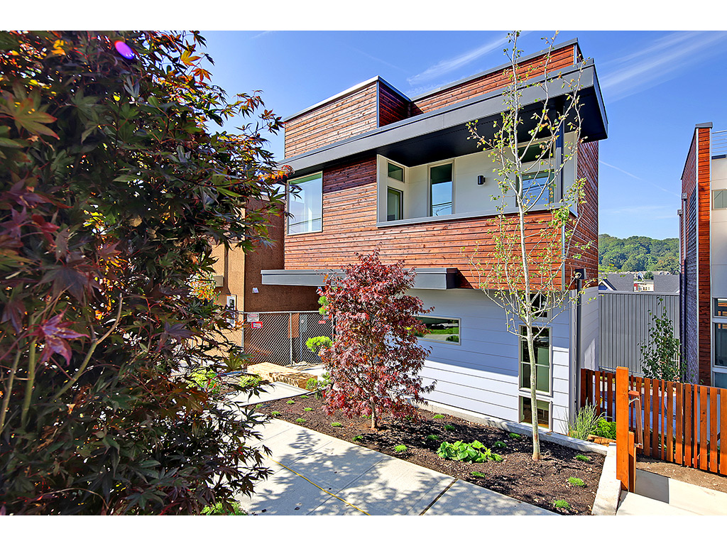 4413 33rd Ave S Unit  Seattle WA 98108