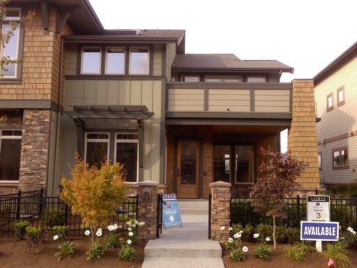 1228 N 42nd Pl Unit  Renton WA 98056