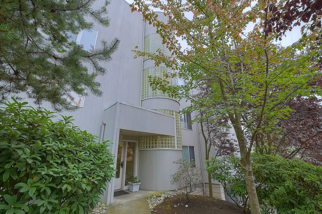 3658 Dayton Ave N Unit 203 Unit 203 Seattle WA 98103