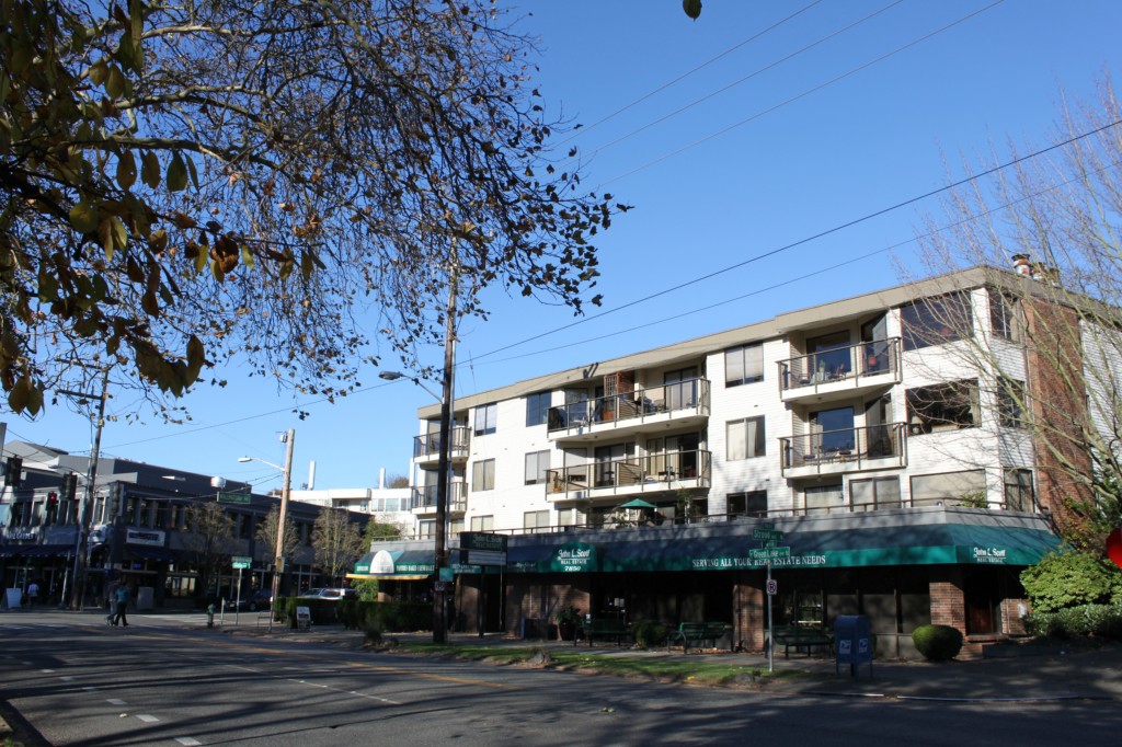 7850 E Green Lake Dr N Unit 301 Unit 301 Seattle WA 98103