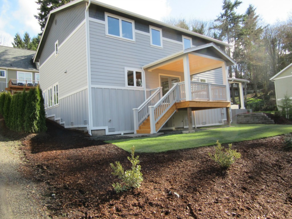 1628 Devenny Ave NE Bainbridge Island WA 98110