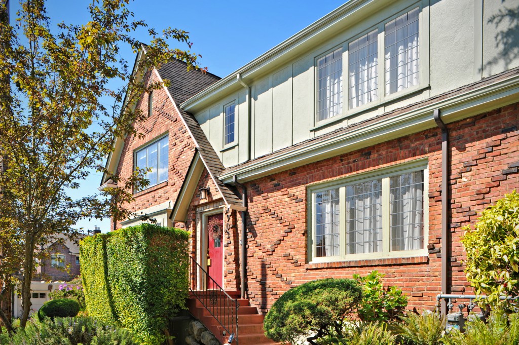 4903 Linden Ave N Unit 4 Unit 4 Seattle WA 98103