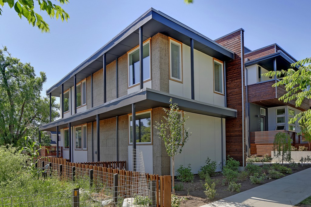 4445 33rd Ave S Unit  Seattle WA 98108