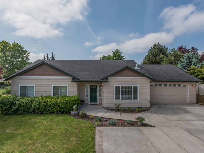 803 NE 149th St Salmon Creek WA 98685