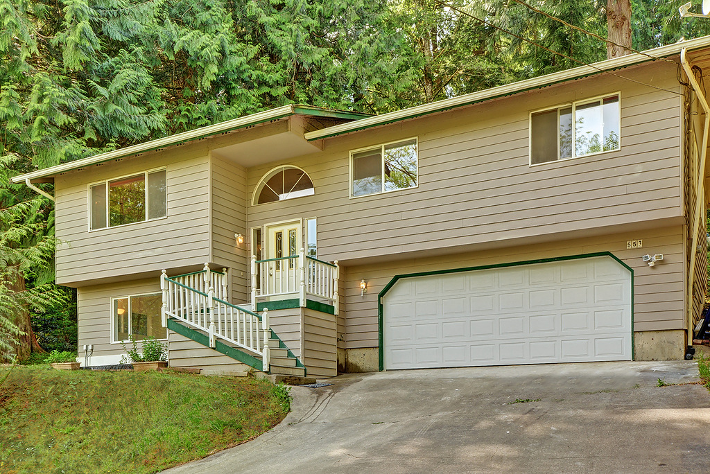 553 Rainbow Dr Unit  Glenhaven WA 98284
