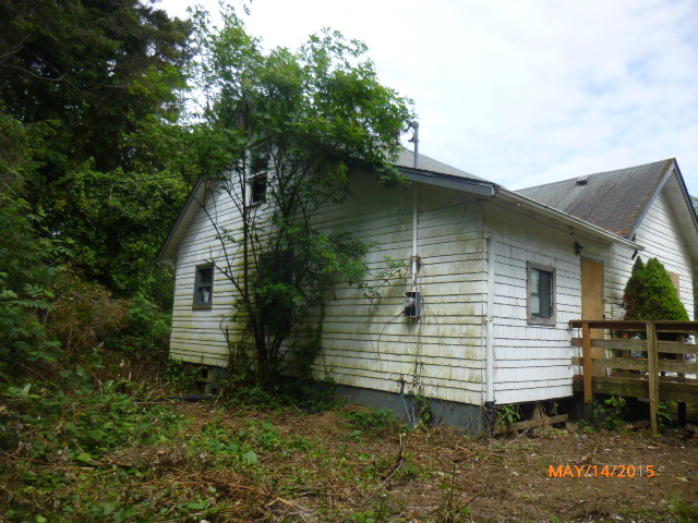 64 Ocosta First St Ocosta WA 98520