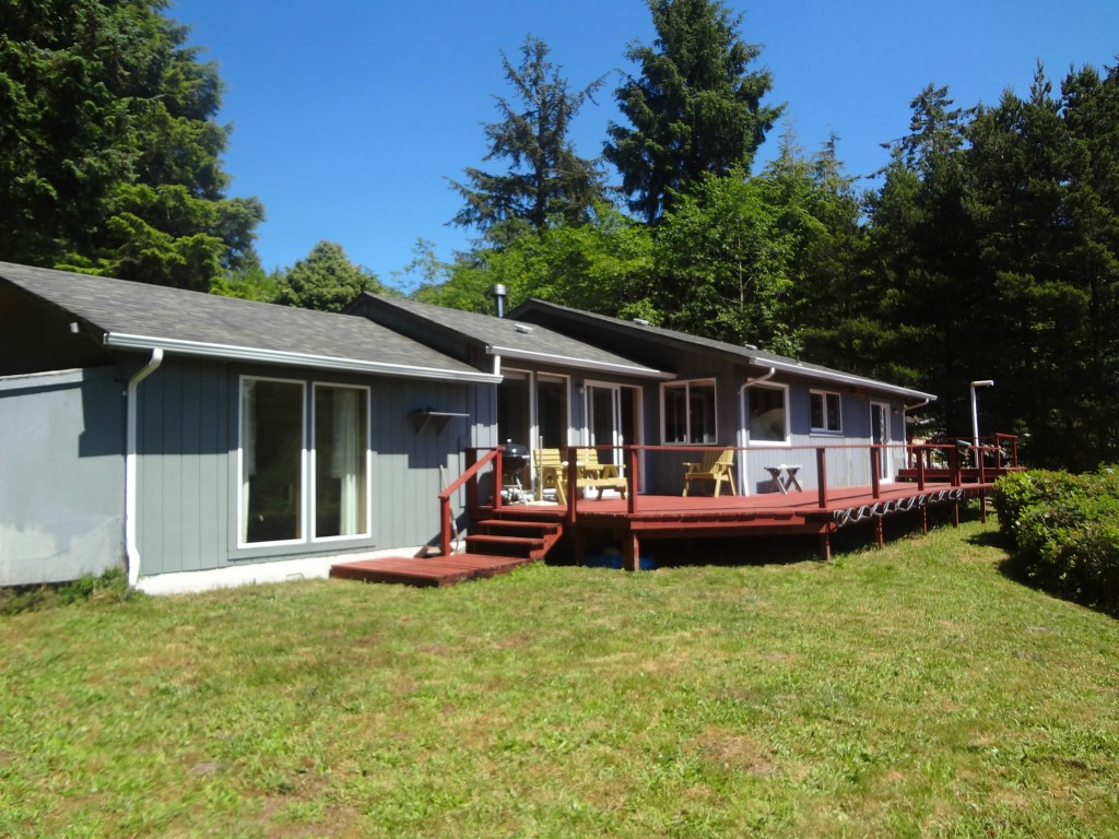 46 Ocean View Dr N Unit  Taholah WA 98587