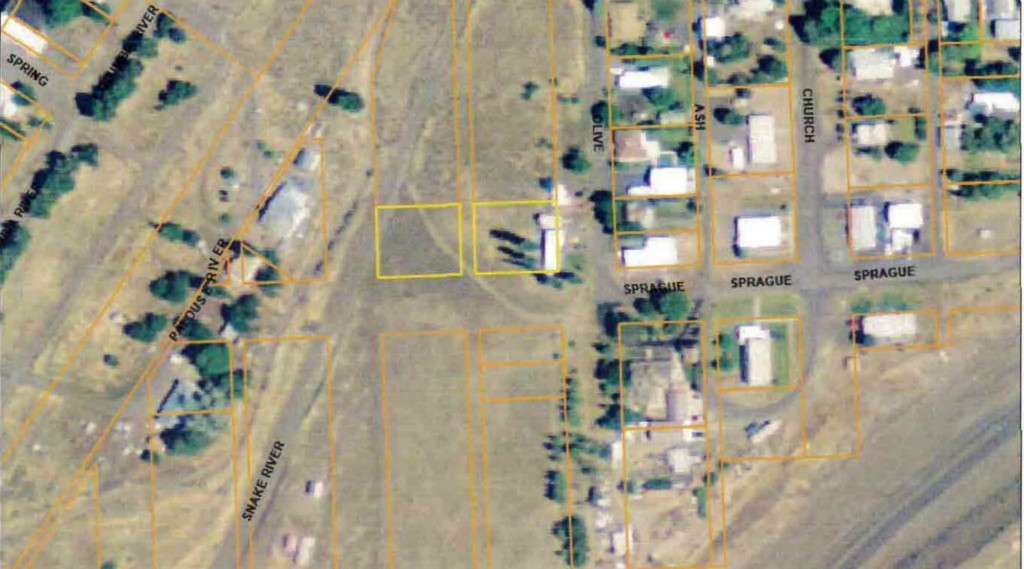 270 S Olive St Unit  Washtucna WA 99371