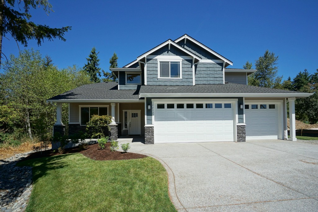12327 20th St E Unit  Edgewood WA 98372