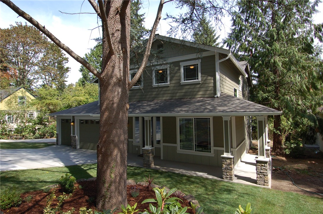 17020 Hamlin Rd NE Unit  Lake Forest Park WA 98155