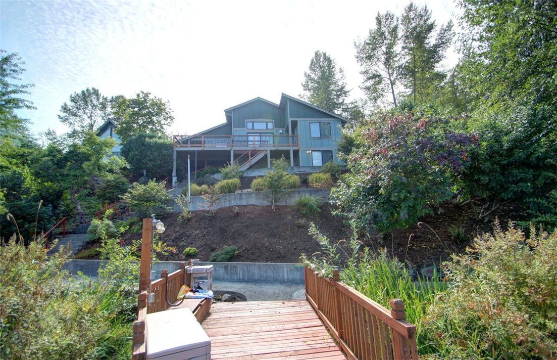 20863 Lake Sixteen Rd Conway WA 98274