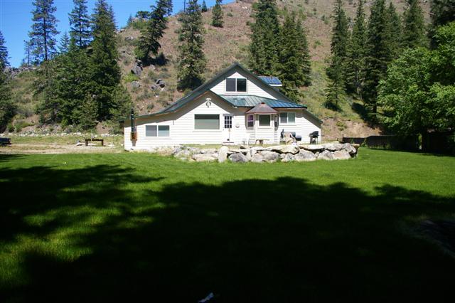 591 Mad River Rd Unit  Ardenvoir WA 98811