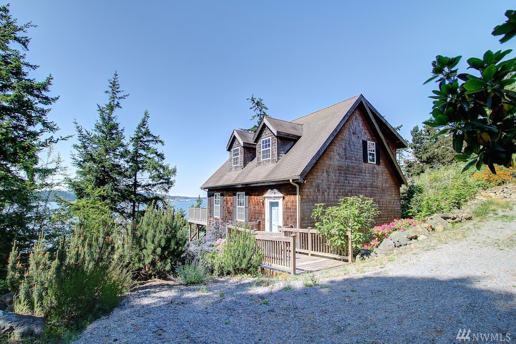 7549 Holiday Blvd Guemes Island WA 98221
