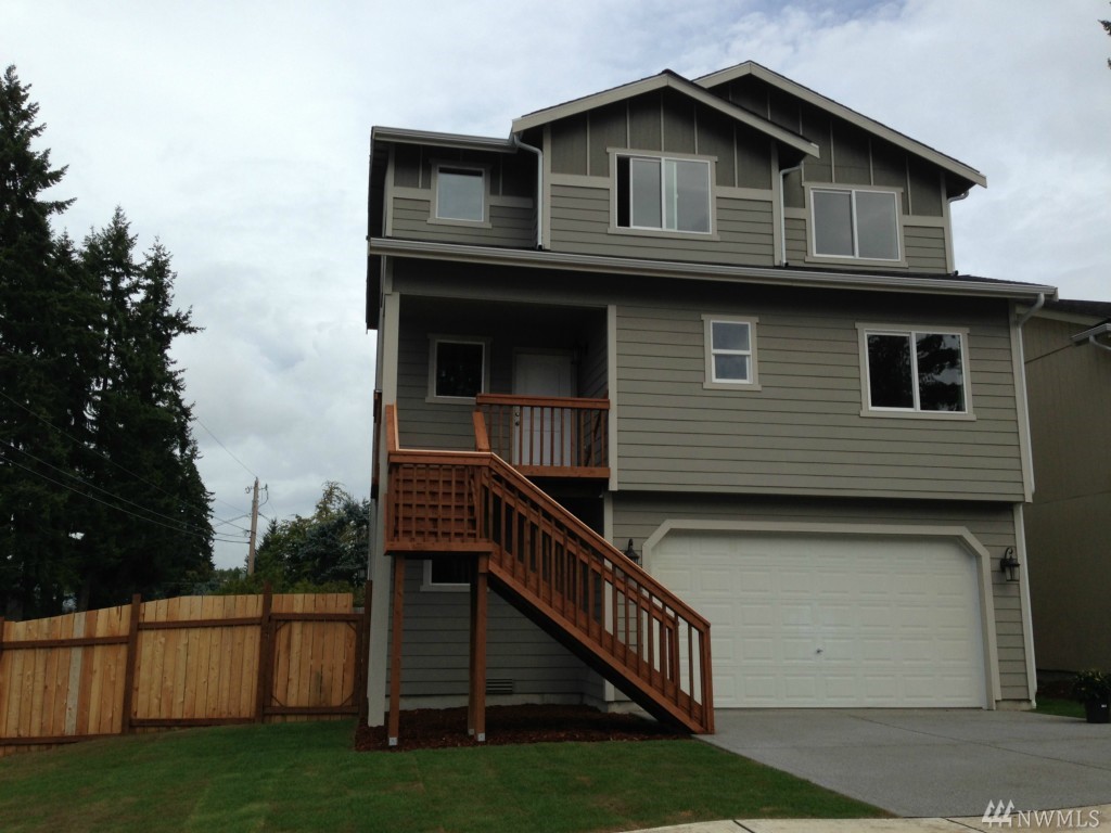 129 SW Marcia Way Unit  Port Orchard WA 98366