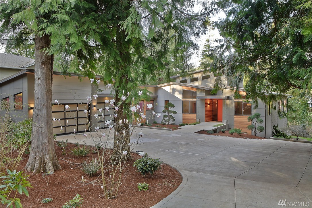 17010 Hamlin Rd NE Unit  Lake Forest Park WA 98155
