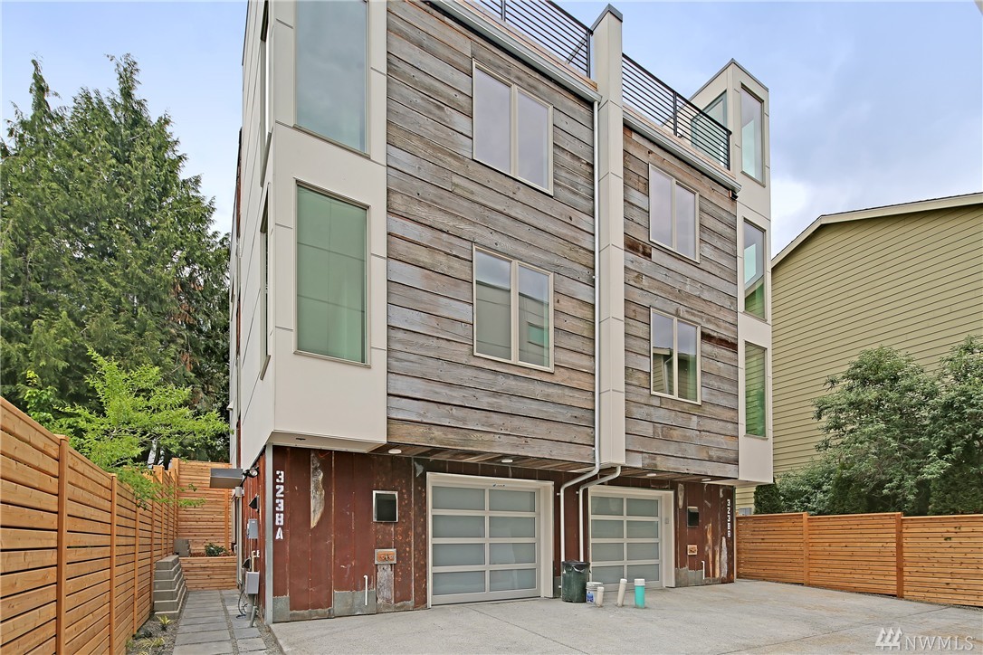 3238 A S Edmunds St Seattle WA 98118
