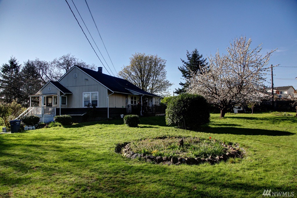 5946 21st Ave S Seattle WA 98108